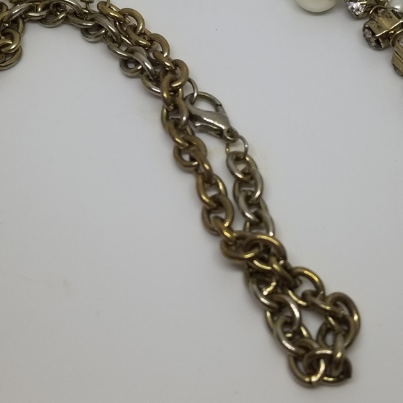 VINTAGE LONG GOLDTONE CHAIN NECKLACE WITH FAUX PEARL & CRYSTAL ACCENTS - Picture 7 of 7